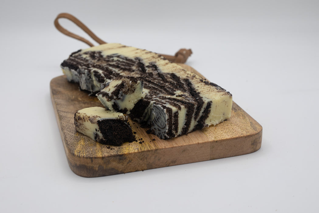 Turrón de chocolate blanco con galletas oreo